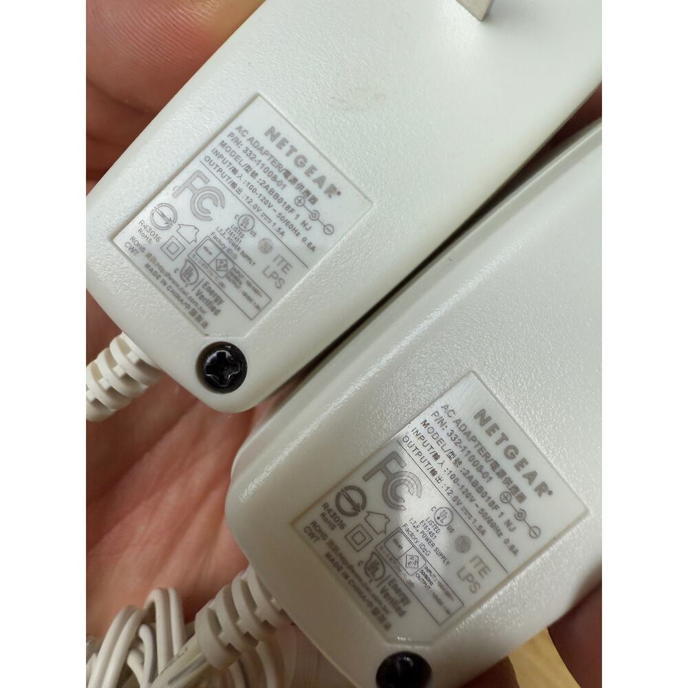 Netgear Orbi Tri Band Full Home Wifi Router System RBR40 +‎ RBS20 Satellites GUC - Picture 8 of 12